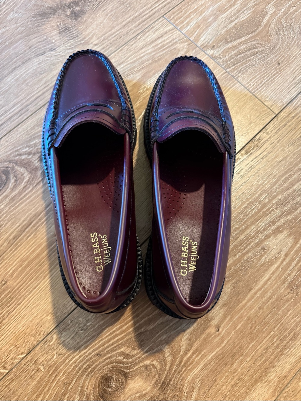 G.H.Bass Whitney Weejuns Super Lug Sole Penny Loafer - Picture 4 of 4